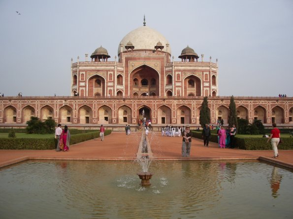 06 Delhi - Humayun Tomb.jpg
