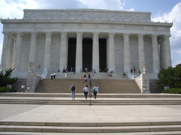 027 Lincoln Memorial.jpg