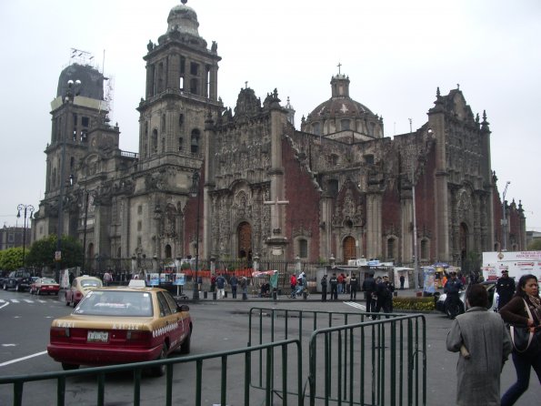 001 Mexico City Cathedral.JPG