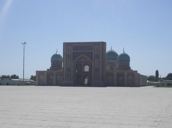 08 Abu Khasim Medrassah Tashkent.jpg