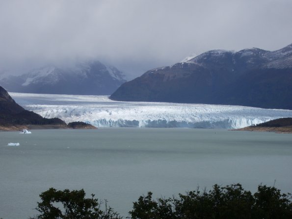 055 Moreno Glacier.jpg